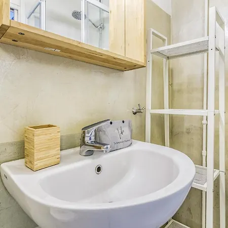 Comunicanti Rinnovati - Vercelli Apartment