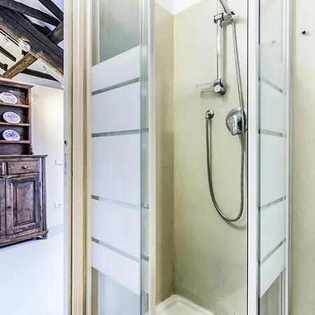 Comunicanti Rinnovati - Vercelli Apartment