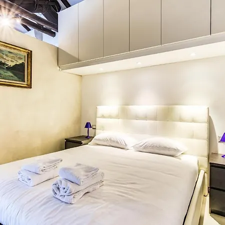 Apartment Comunicanti Rinnovati - Vercelli Milan