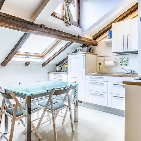 Comunicanti Rinnovati - Vercelli Apartment